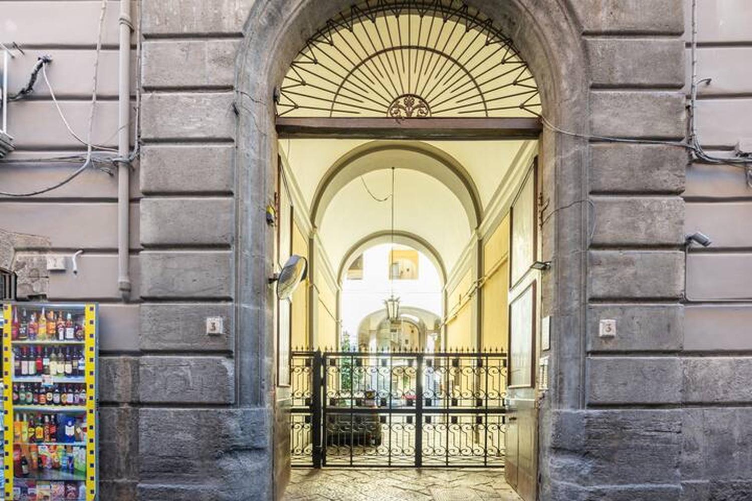 Apartment Duomo Napoli Esterno foto